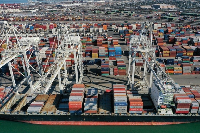 Ảnh ấn tượng tuần 18 24/10: Nóng chuyện giữa Nga và EU về Dòng chảy phương Bắc 2, vụ sát hại nghị sĩ Anh và tai nạn máy bay ở Mỹ