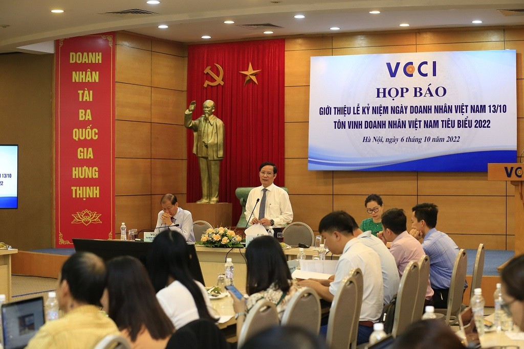 VCCI công bố chuỗi hoạt động ý nghĩa kỷ niệm Ngày Doanh nhân Việt Nam 13/10. (Ảnh: TT) VCCI công bố chuỗi hoạt động ý nghĩa kỷ niệm Ngày Doanh nhân Việt Nam 13/10. (Ảnh: TT)