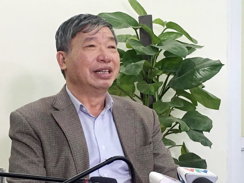 can hon ba nam de thay doi tap quan dung thuoc ngoai