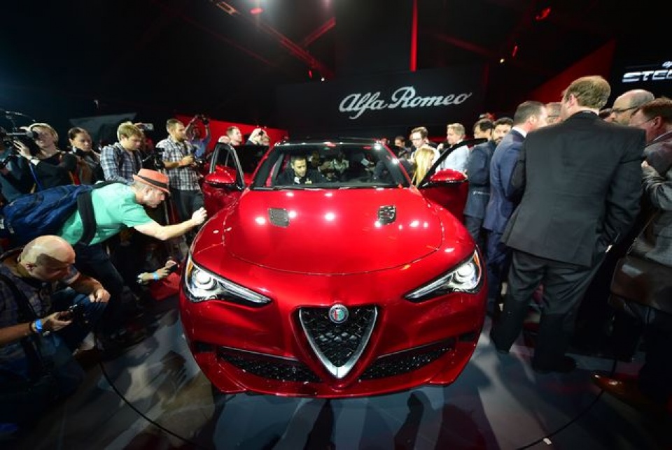 nhung mau xe hoi an tuong tai los angeles auto show 2016