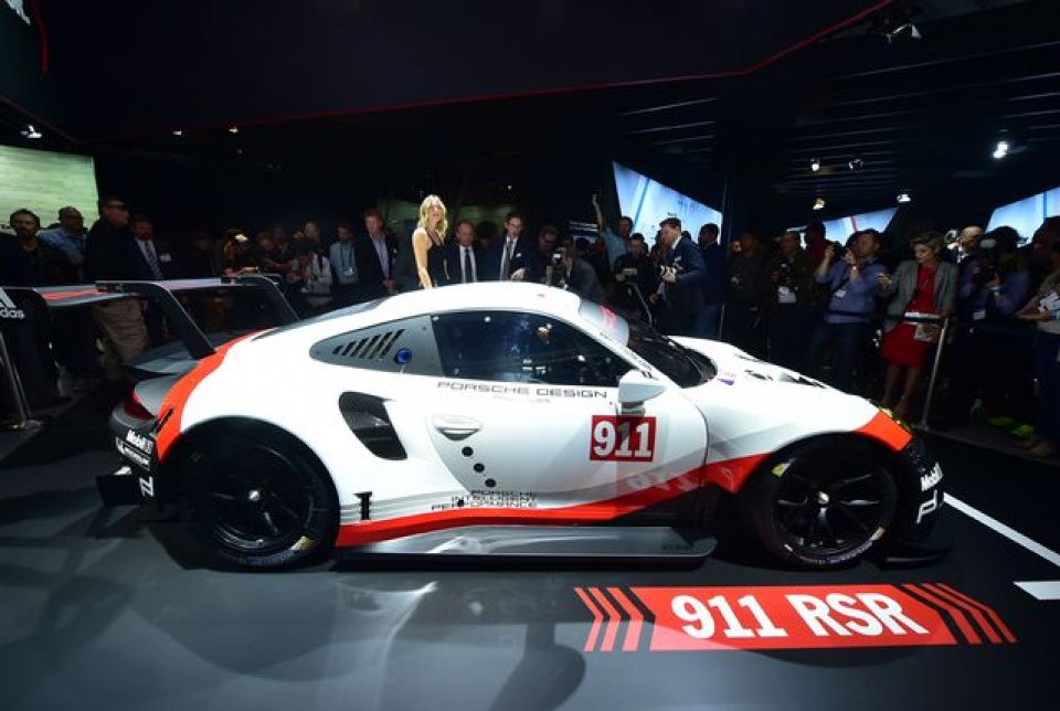 nhung mau xe hoi an tuong tai los angeles auto show 2016