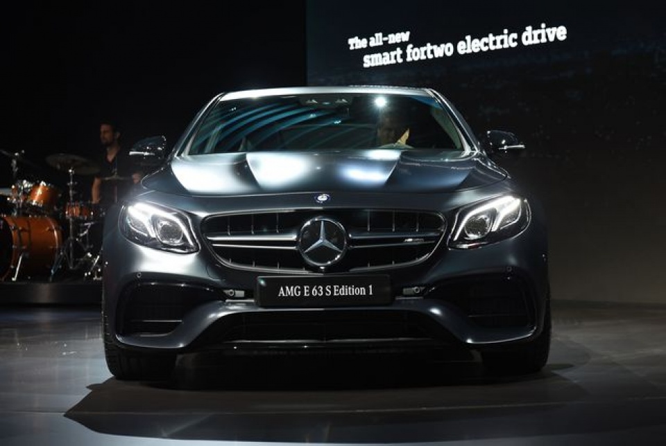 nhung mau xe hoi an tuong tai los angeles auto show 2016