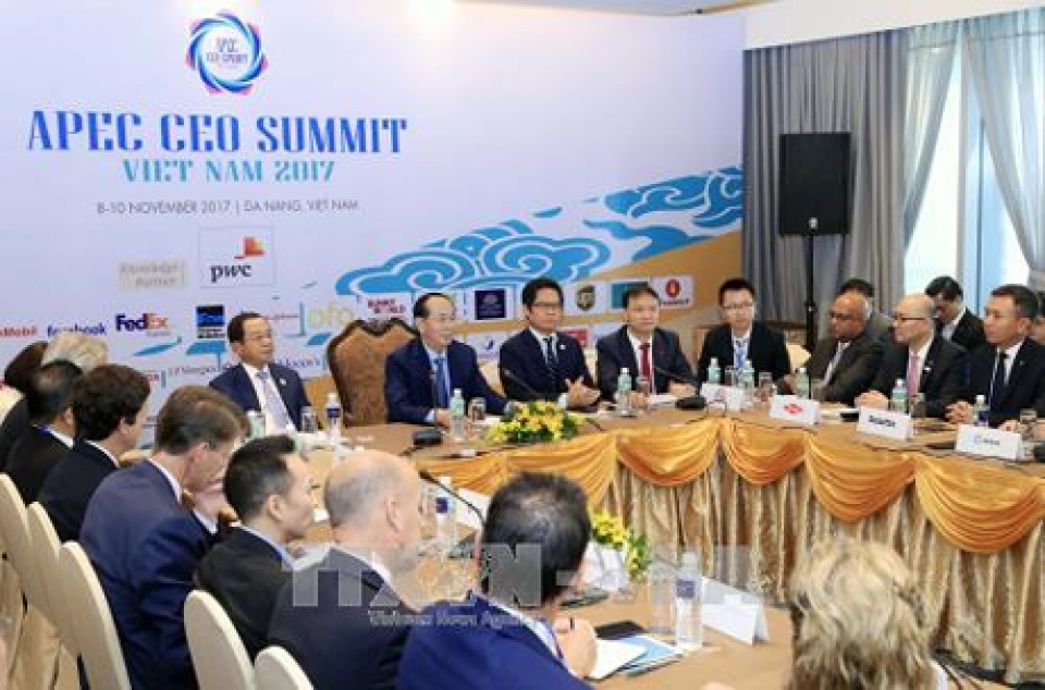chu tich nuoc gap go doanh nghiep hoa ky ben le apec 2017