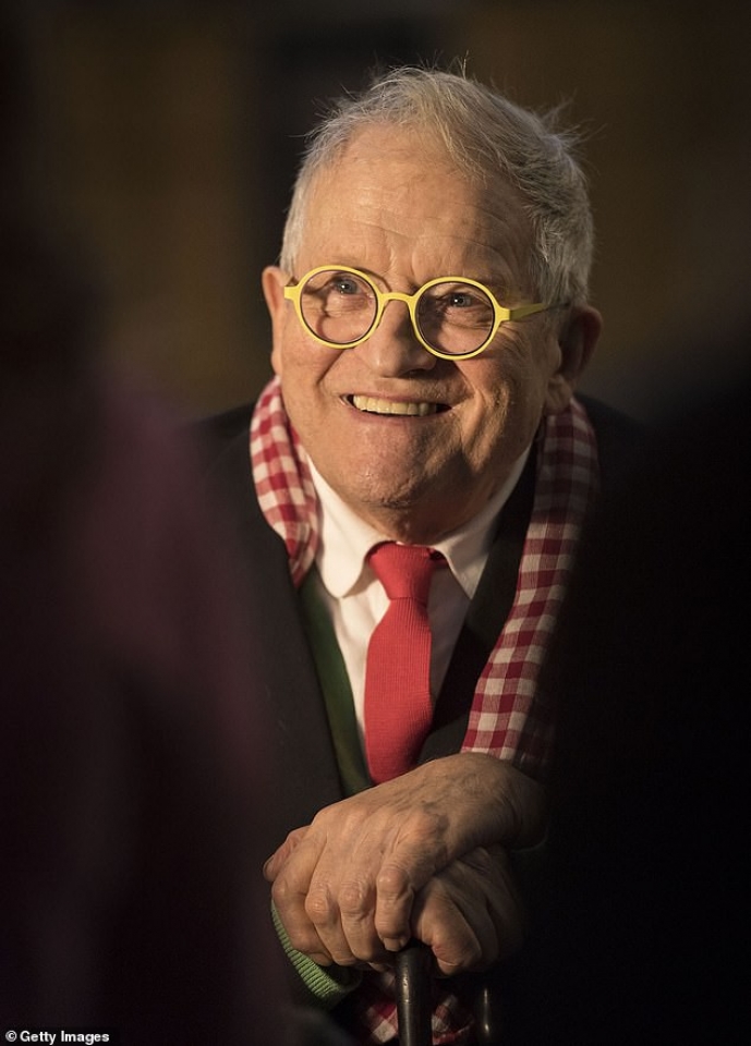 90 trieu usd muc gia ky luc cho buc tranh cua nghe si con song