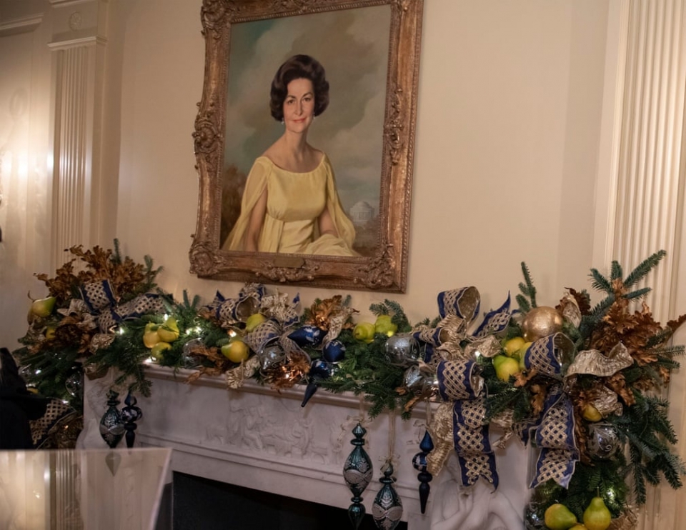 bao vat my giang sinh lung linh tai nha trang