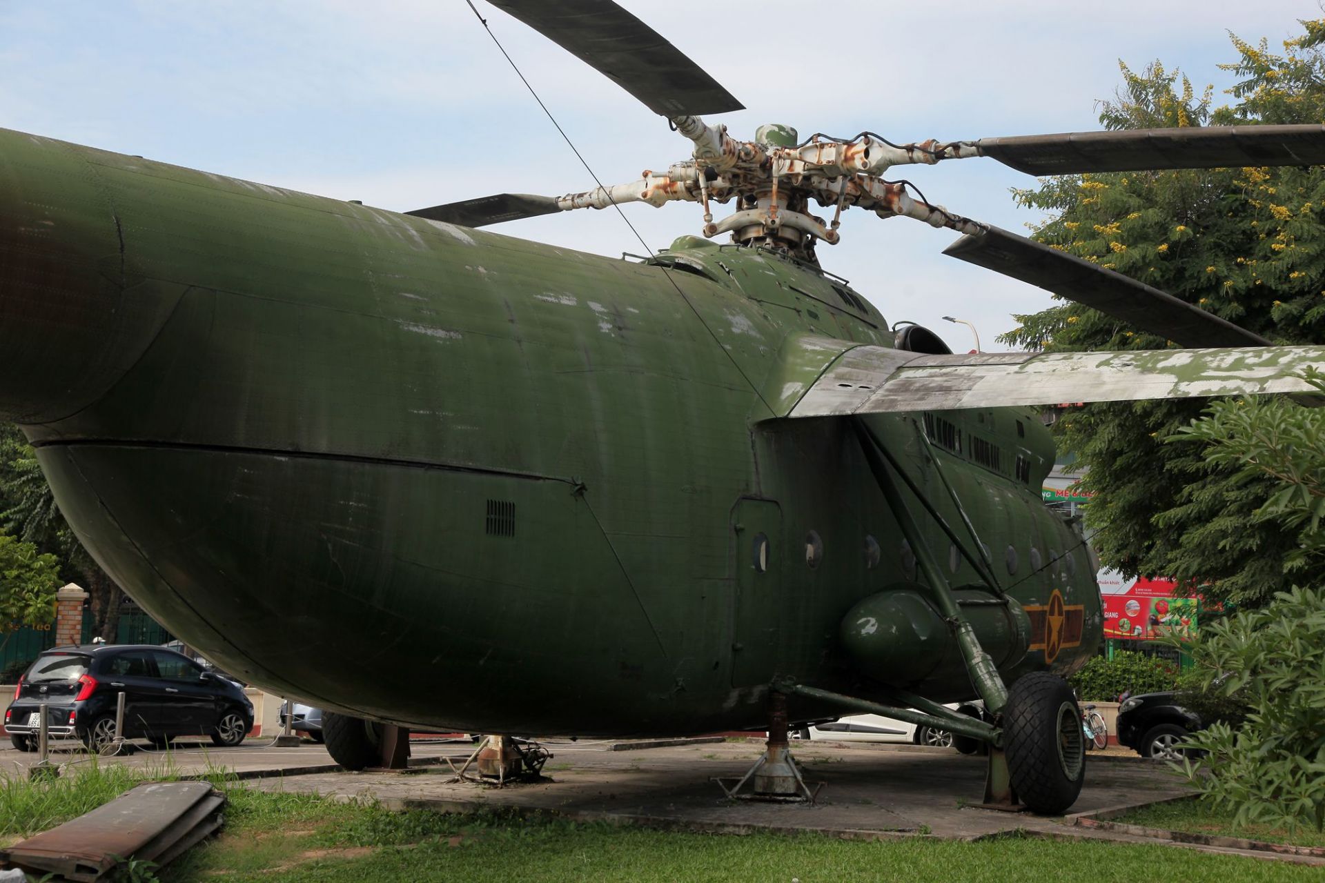 can canh truc thang khong lo huyen thoai cua khong quan viet nam