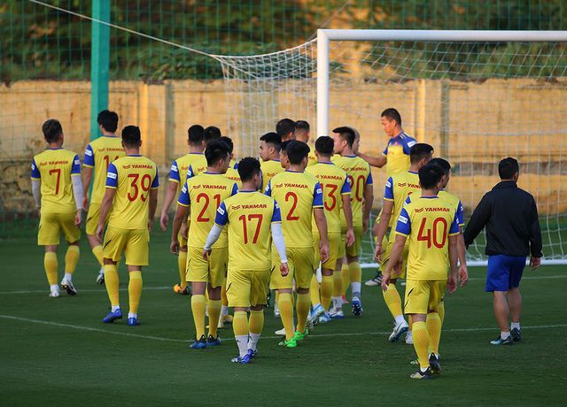 loai 5 hoc tro hlv park don 3 cau thu u22 len doi tuyen viet nam