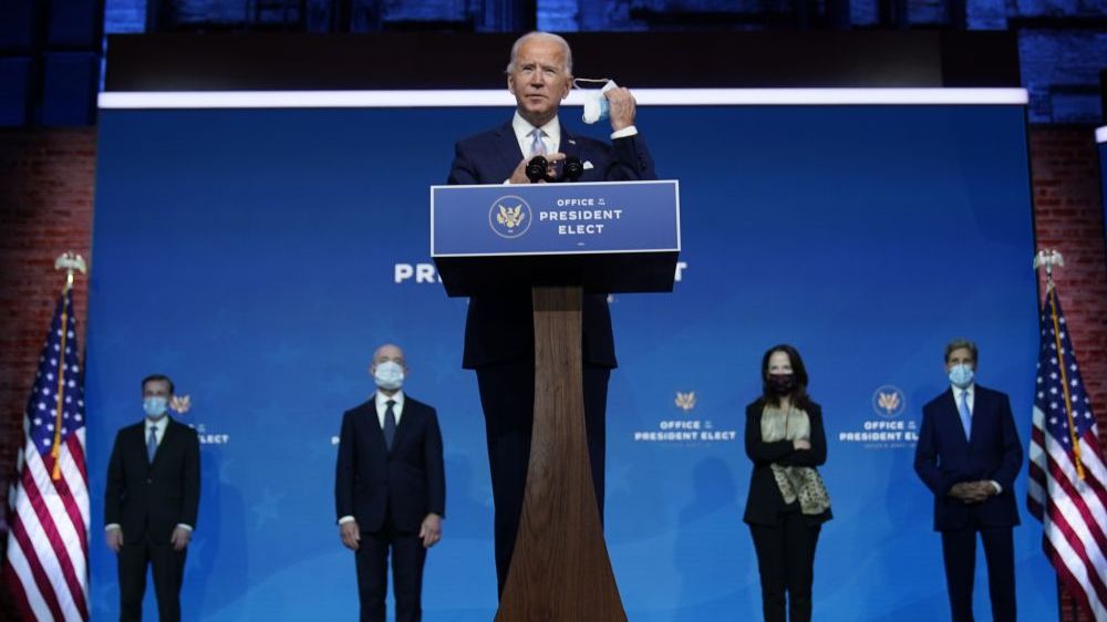 xay dung noi cac cuu binh ong joe biden muon tim kiem su tin cay tu nguoi quen