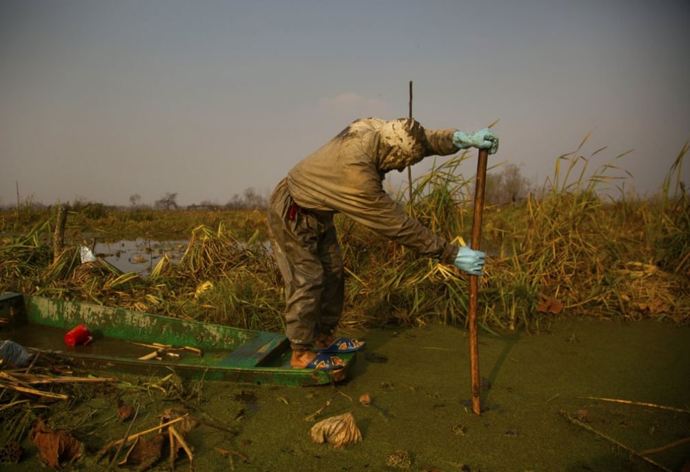 Ảnh ấn tượng tuần (23-29/11): Ông Trump thảnh thơi chơi golf, ông Biden bận rộn và đằng sau vụ ám sát nhà khoa học hạt nhân Iran