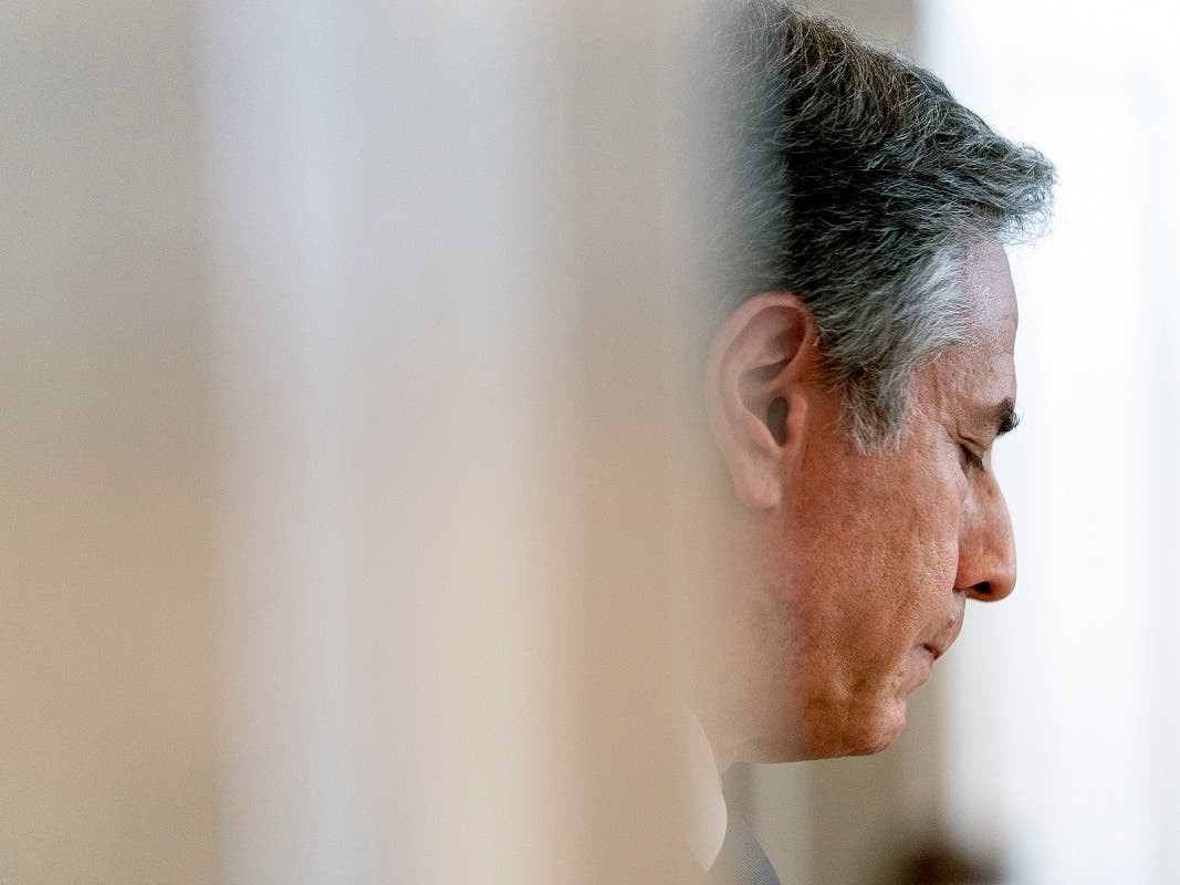 Ngoại trưởng Mỹ Antony Blinken phát biểu với báo giới trong chuyến thăm Senegal, ngày 20/11. (Nguồn: AP)