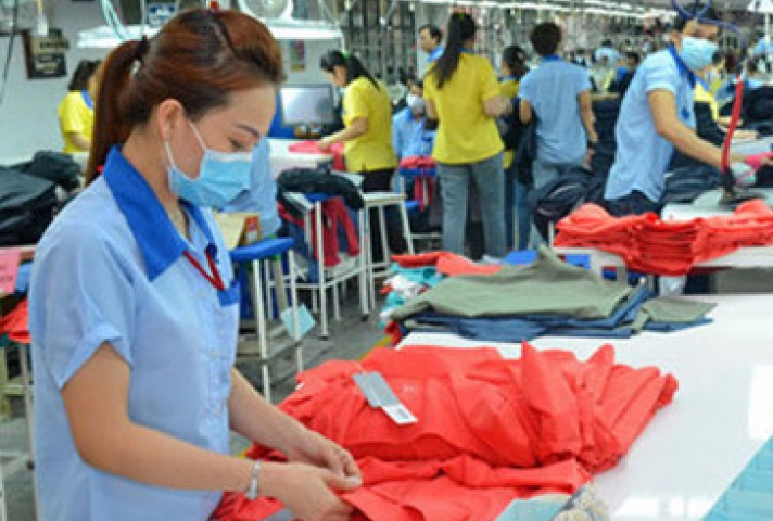 gan 90 lao dong det may da giay co nguy co mat viec lam do robot