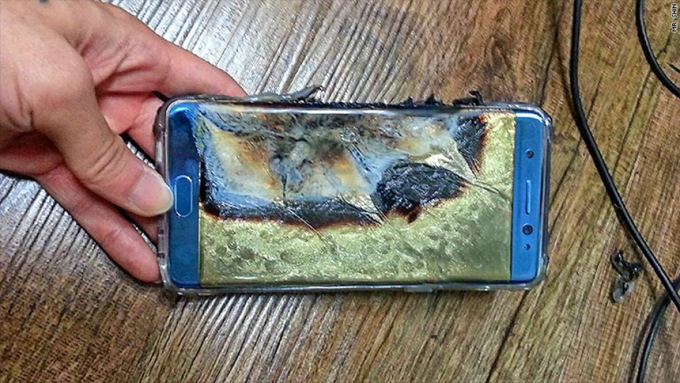 samsung van chua muon cong bo nguyen nhan galaxy note7 chay no