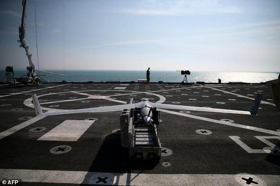 my lan dau cap may bay truc thang tan cong cho lebanon