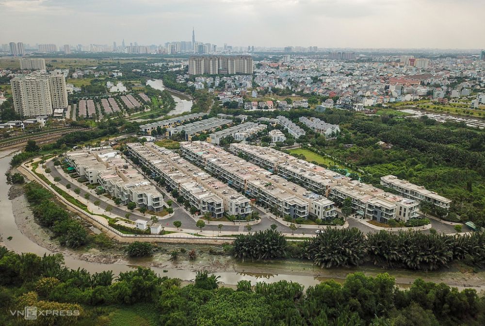 Tin bất động sản ngày 25/12: TP. Thủ Đức ‘thổi lửa’ địa ốc khu Đông; nhà giá rẻ ở TP. HCM ‘biến mất’; 5 điều cần biết khi mua nhà tái định cư