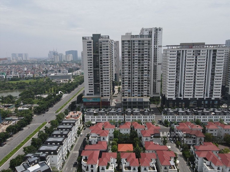 Bất động sản mới nhất: Ngành địa ốc nhộn nhịp, Condotel dừng ‘cơn ác mộng’ cắt lỗ, điều cần biết nếu bán chung cư đang trả góp