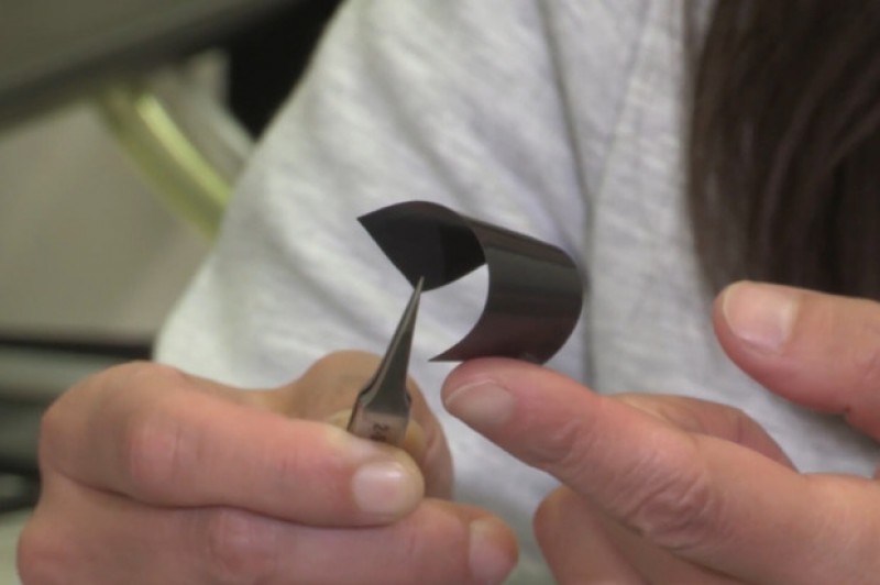 phat minh pin moi tu ngan chay no