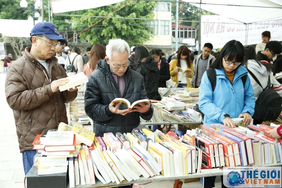 cung ghe tham hoi cho sach cu ha noi 2017