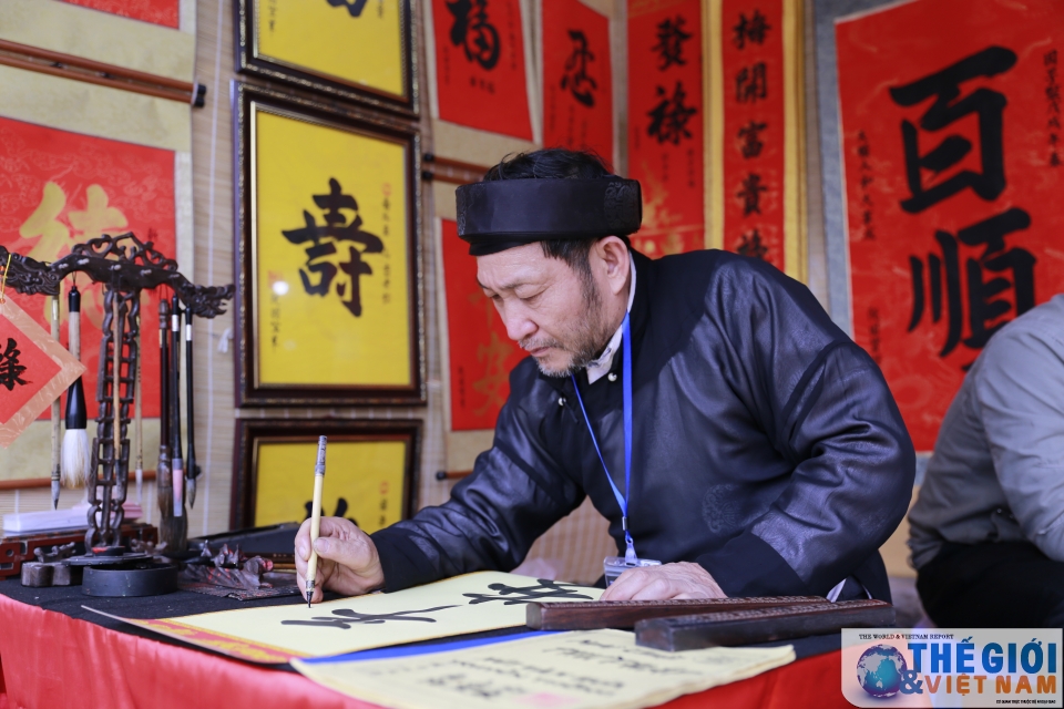 nao nhiet hoi chu xuan mau tuat 2018