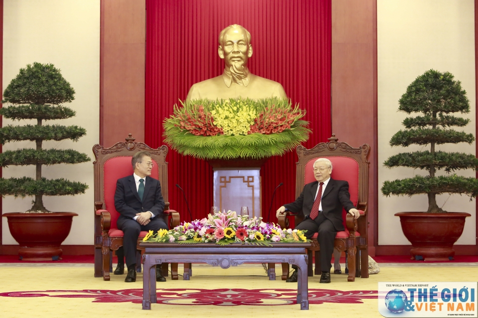 Tổng Bí thư Nguyễn Phú Trọng tiếp Tổng thống Hàn Quốc Moon Jae-in tong bi thu nguyen phu trong tiep tong thong han quoc moon jae in