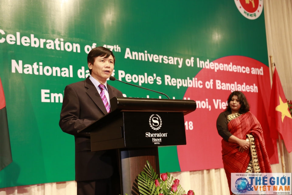 Kỷ niệm lần thứ 47 Quốc khánh nước Cộng hòa Nhân dân Bangladesh tiec ky niem lan thu 47 quoc khanh nuoc cong hoa nhan dan bangladesh