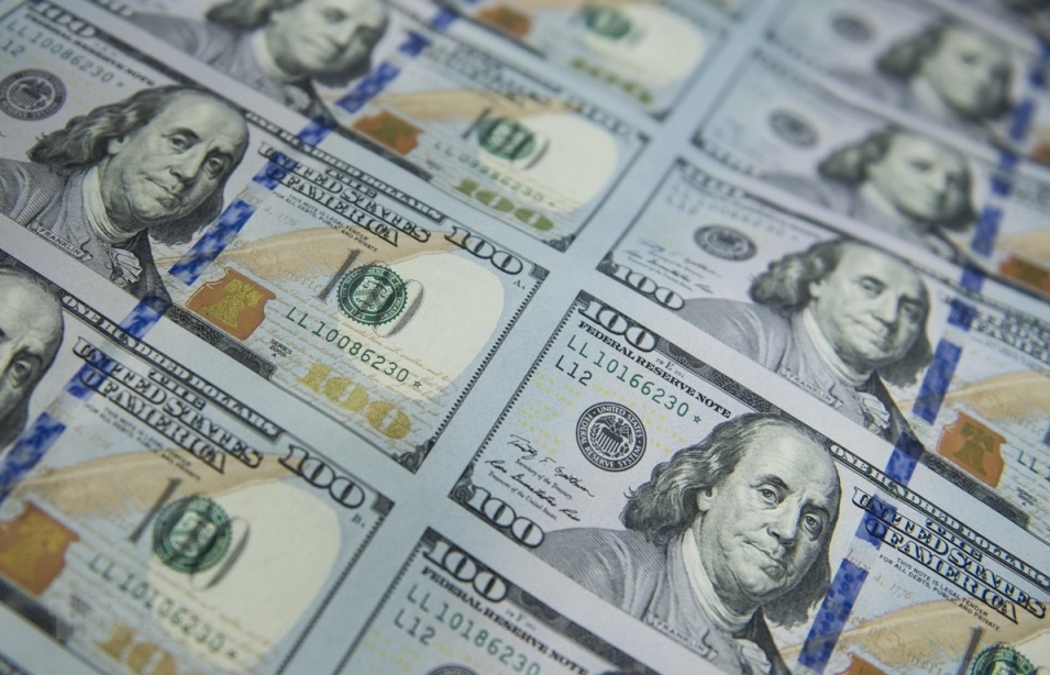 tong thong trump dong usd qua manh anh huong xau den kha nang canh tranh cua my