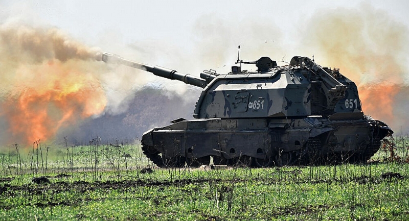 Lựu pháo Nga bắn cực chính xác