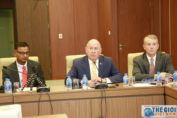 bo ngoai giao to chuc toa dam gap go houston ve giao duc dao tao