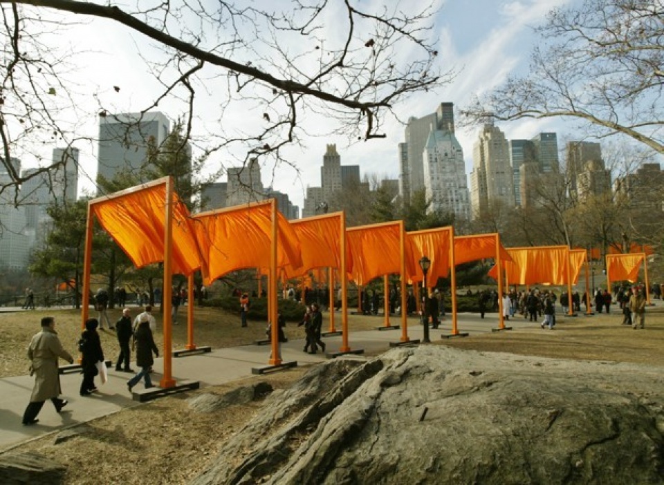 dau la ranh gioi giua nghe thuat cong cong va quang cao