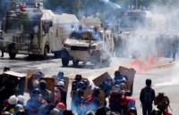 venezuela chim sau trong khung hoang