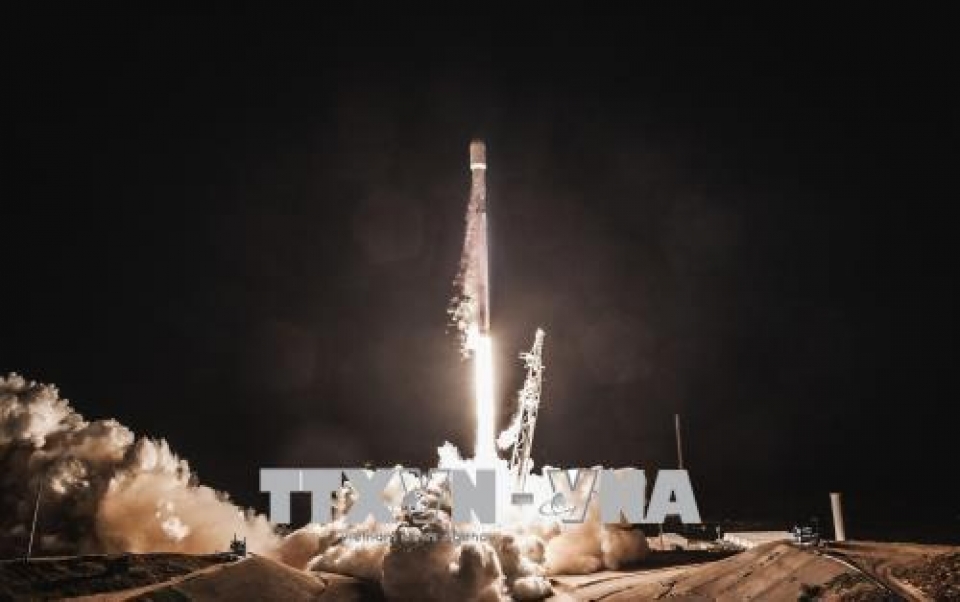 spacex dua ve tinh vien thong dau tien cua bangladesh len quy dao dia tinh