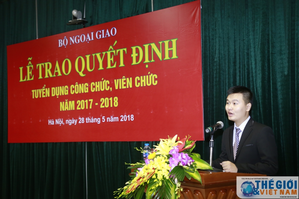 le trao quyet dinh tuyen dung cong chuc vien chuc nam 2017 2018