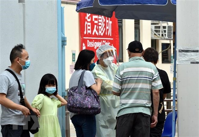 Hong Kong Trung Quốc kêu gọi người dân tiếp tục tuân thủ các biện pháp giãn cách xã hội