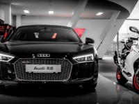 my thi truong o to thang 10 a m da m do sieu ba o