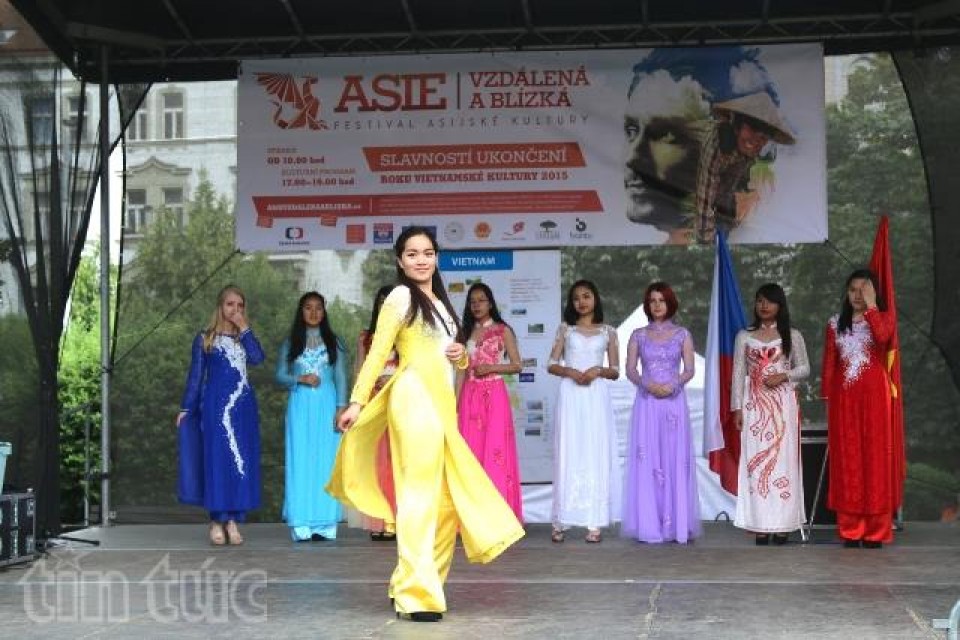 viet nam hinh anh dep tai lien hoan van hoa chau a o sec