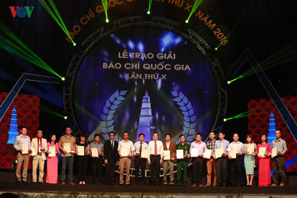 can tap trung nang cao chat luong thong tin doi ngoai