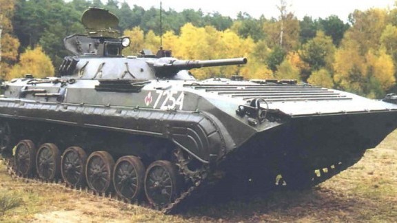 Quân đội Nga nhận lô xe trinh sát có thể chạy giật lùi trên mặt nước