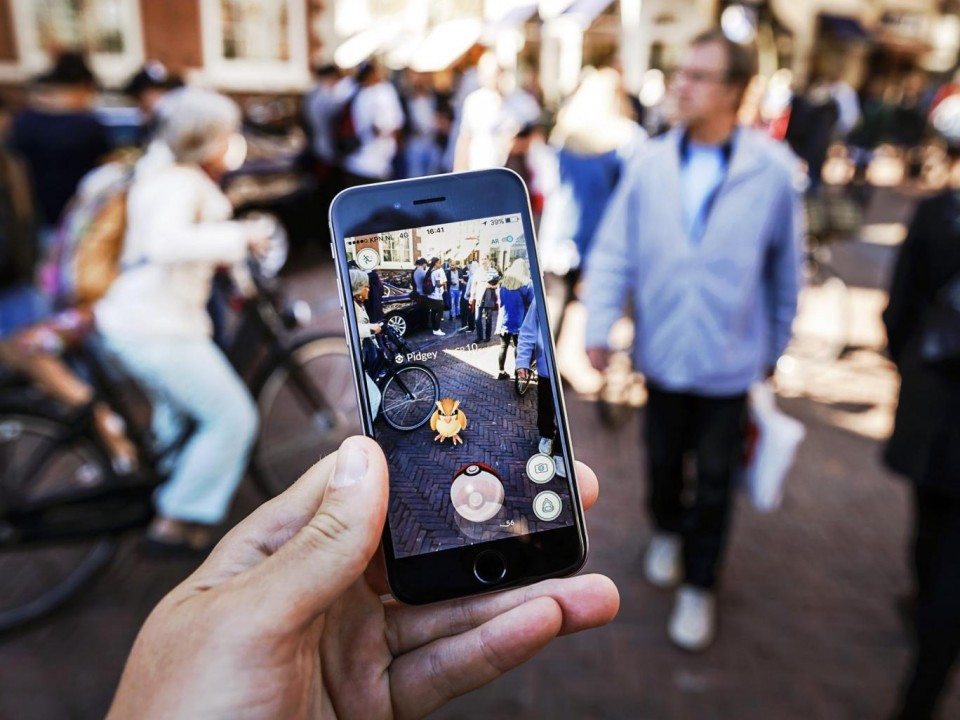 thieu nien bi ban chet trong khi choi tro pokemon go