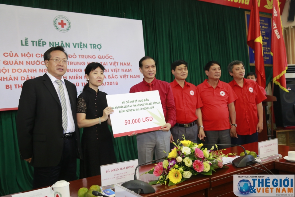 chung tay cung nhan dan mien nui phia bac khac phuc hau qua mua lu