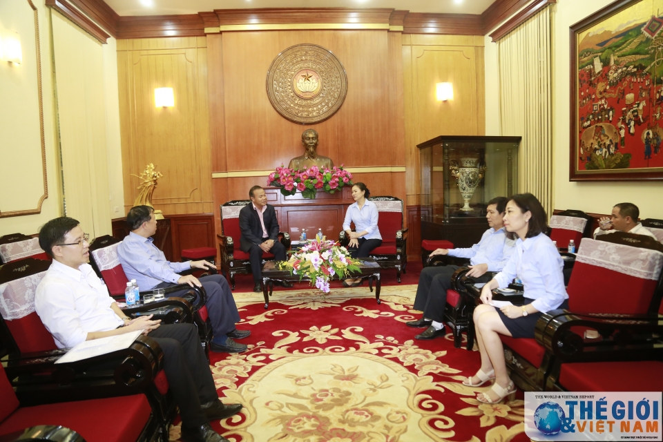 bo ngoai giao trao qua ung ho dong bao vung bi thien tai