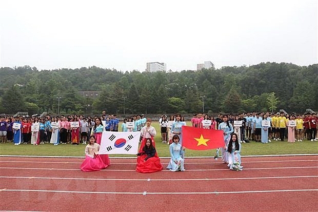 soi dong giai bong da icfood cup lan thu 11 danh cho sinh vien viet nam tai han quoc