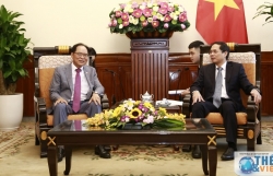 Thứ trưởng thường trực bùi thanh sơn tiếp Đại sứ hàn quốc park noh-wan