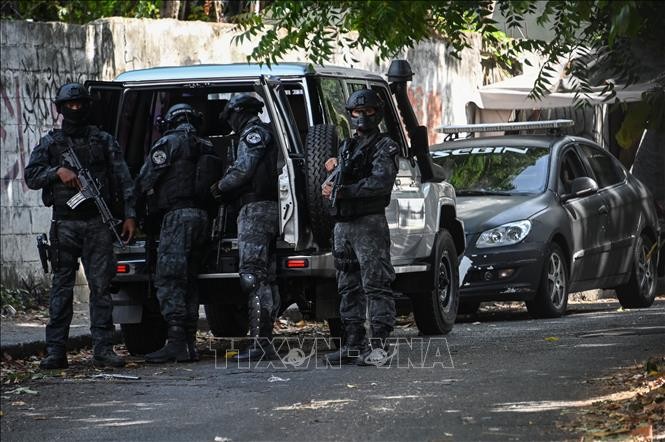 Venezuela: Đụng độ giữa cảnh sát và băng nhóm tội phạm khiến 64 người thương vong