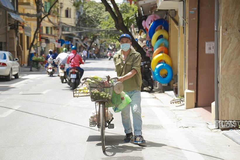 Dự báo thời tiết đêm nay và ngày mai (29-30/8): Cả nước có nắng; Bắc Bộ, Bắc Trung Bộ có nắng nóng; Tây Nguyên, Nam Bộ chiều tối mưa rào, dông rải rác