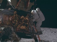 phi hanh gia jeff williams song hon 520 ngay trong khong gian