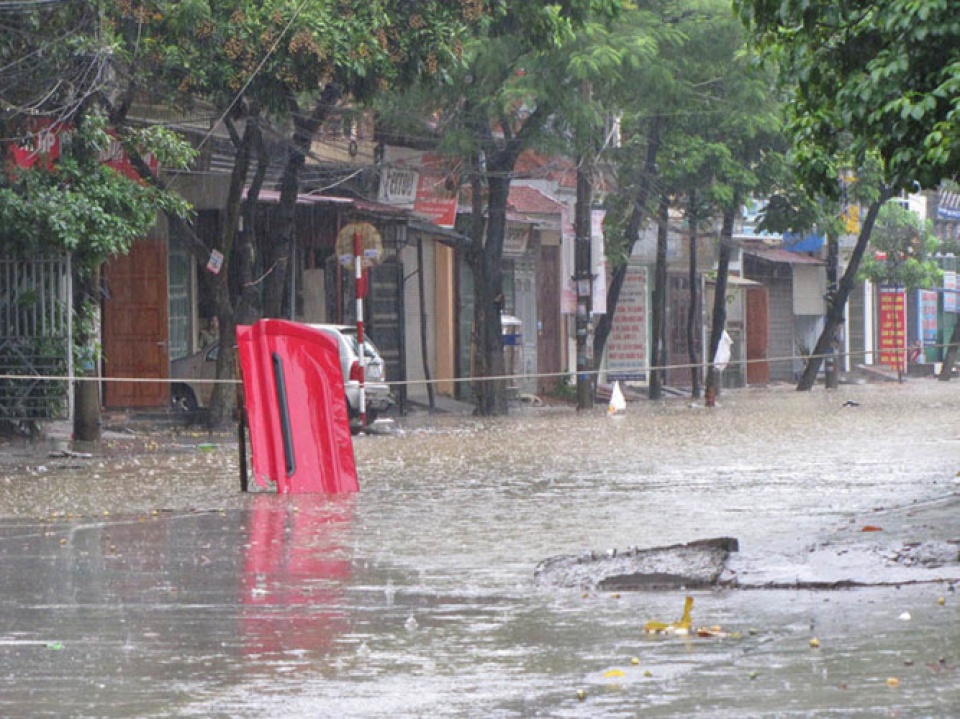 bac bo tiep tuc mua lon de phong lu quet
