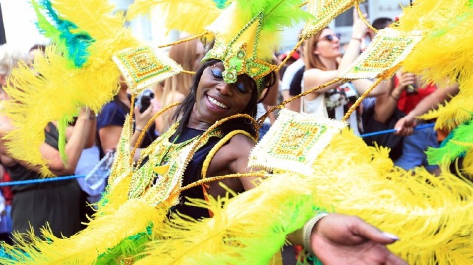 ruc ro sac mau le hoi notting hill carnival 2016