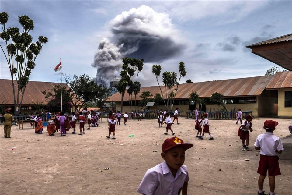 the gioi do day qua nhung hinh anh doc dao