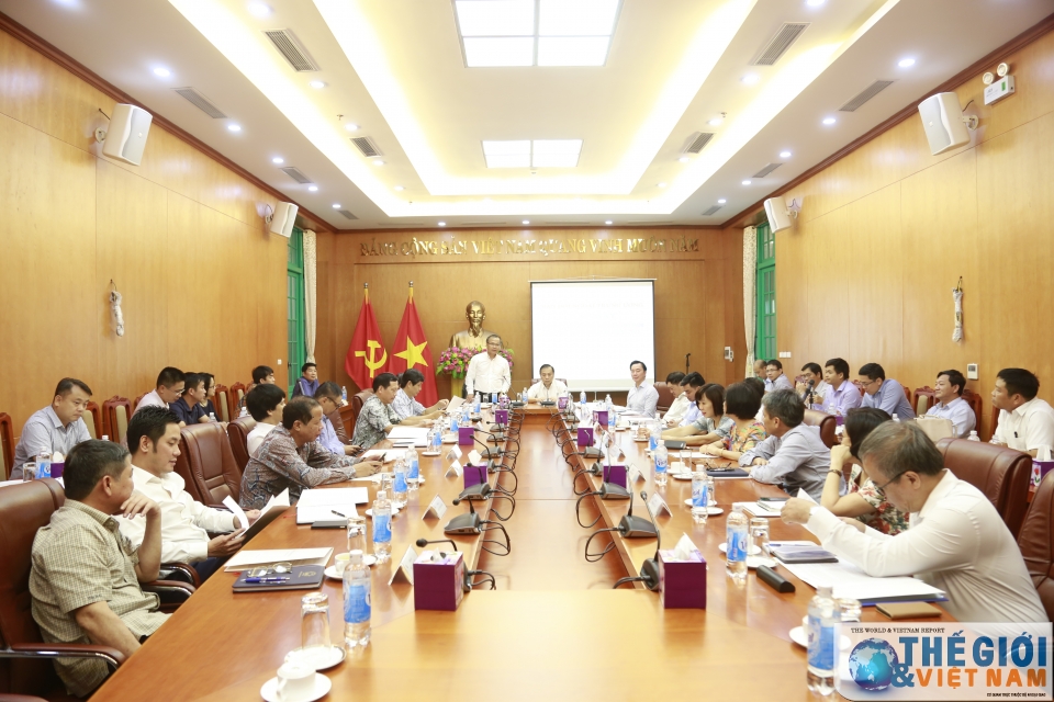 doan truong cac co quan dai dien viet nam o nuoc ngoai lam viec voi ban doi ngoai trung uong