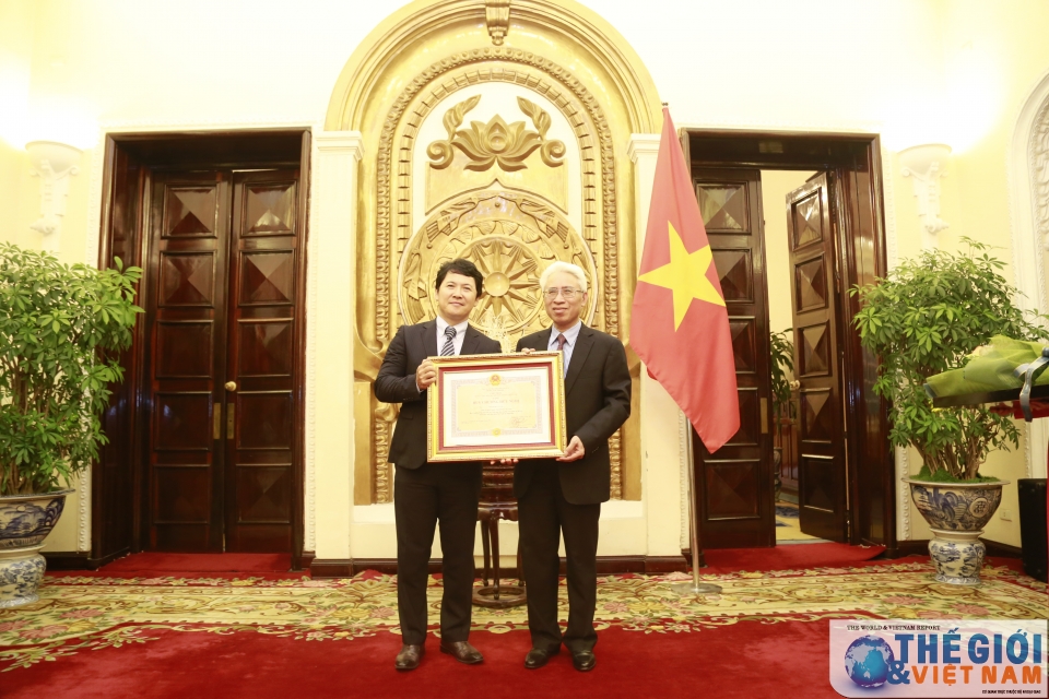 trao huy chuong huu nghi cho cong su dai su quan nhat ban tai viet nam