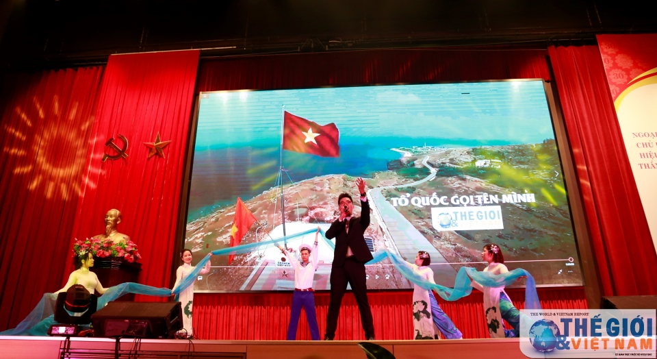 soi dong hoi dien van nghe quan chung bo ngoai giao nam 2018